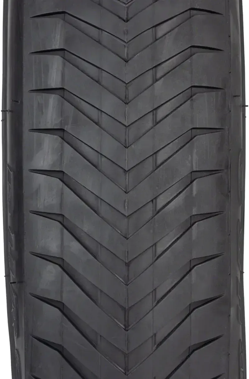 Benno Bikes RemiDemi Duro 20x4.25-inch Tyre in Black-1
