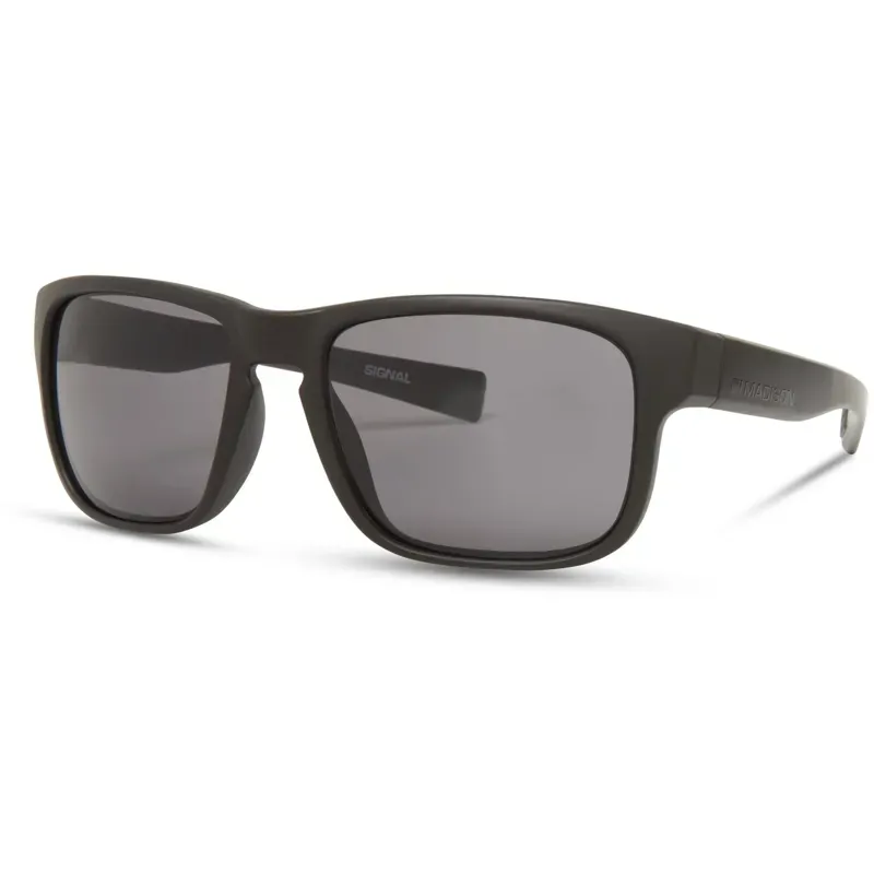 Madison Eyewear Signal Sunglasses in Black/Black Mirror Lens