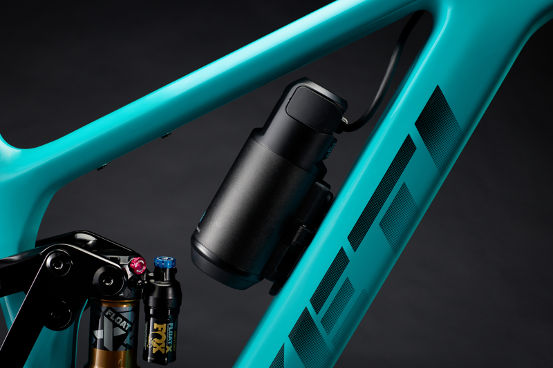 YETI Cycle MTe C-Series C2 Factory 29 in Turquoise-4