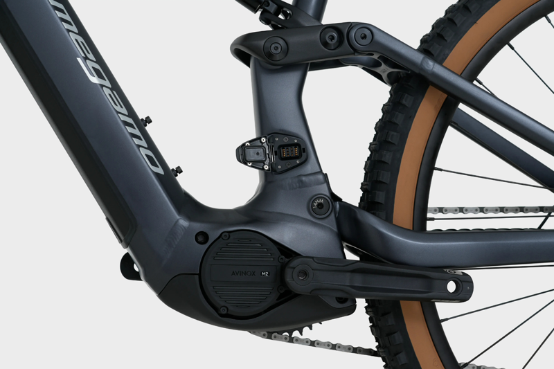 Megamo Ryal 10 Black-3