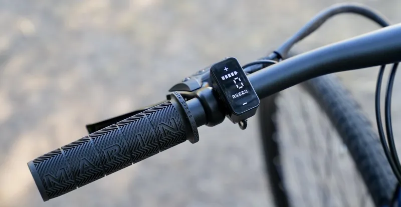 Marin Fairfax E ST Road Bike in Dark Blue/Charcoal/Light Green-3