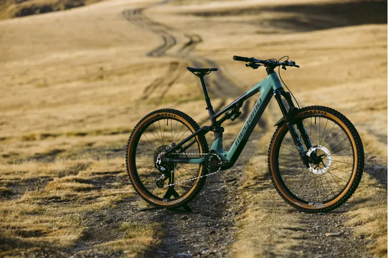 Megamo Reason AL 05 GREEN-2