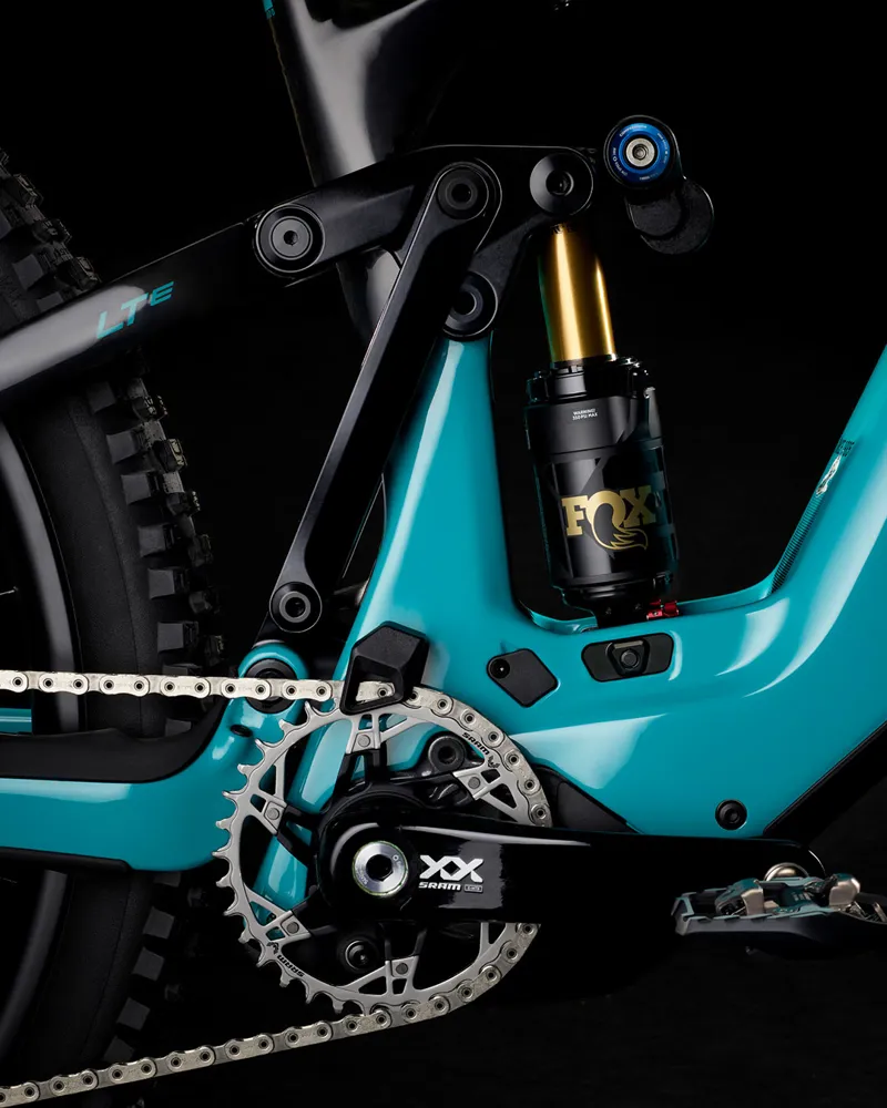 Yeti Cycles LTe C-Series C2 Factory 29 in Manjo-1