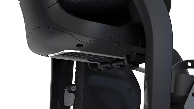 Thule Yepp 2 Maxi Frame Mount Child Bike Seat in Black-5